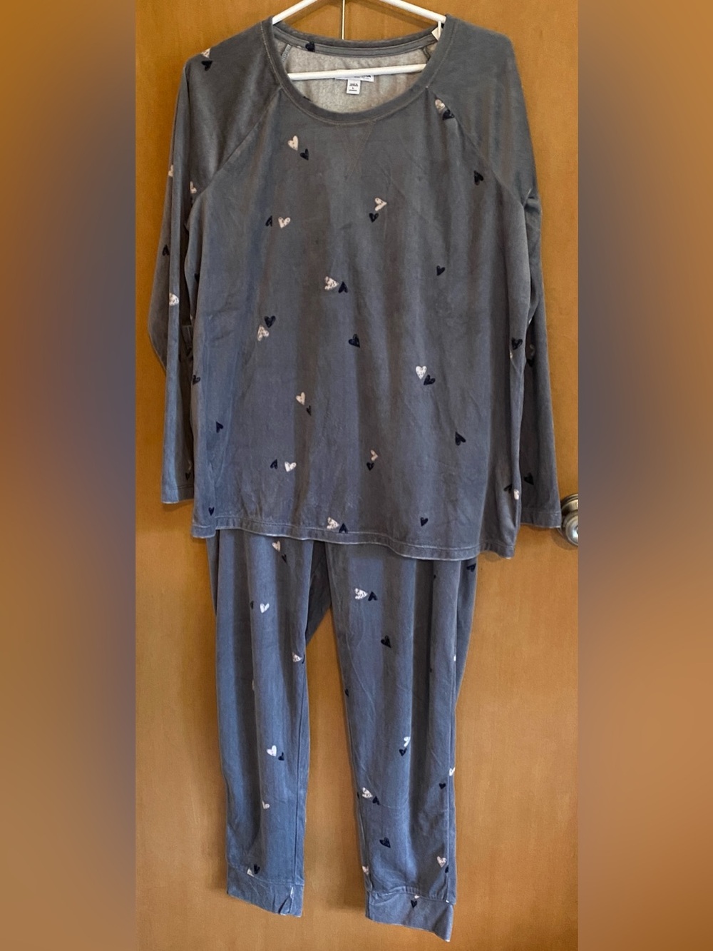 Sonoma Gray Heart-Print Women’s Pajama Set
